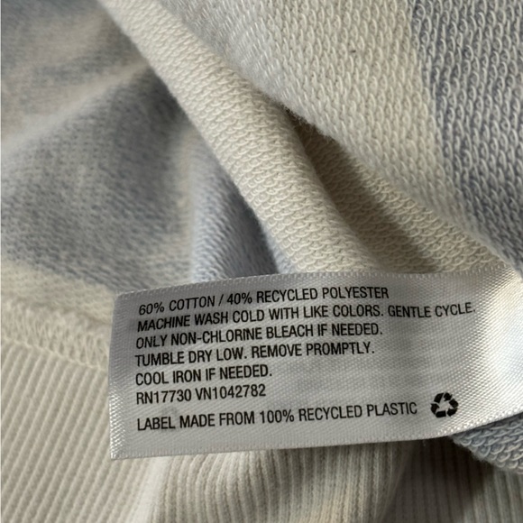 Target Universal Thread Striped Sweater Cotton size medium - Picture 2 of 2